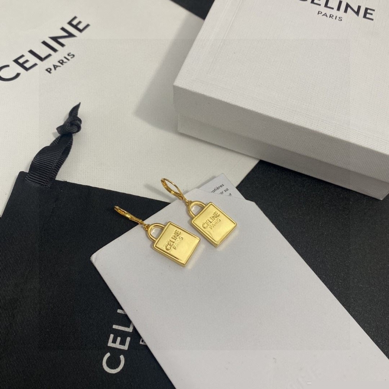 Ce**e earrings